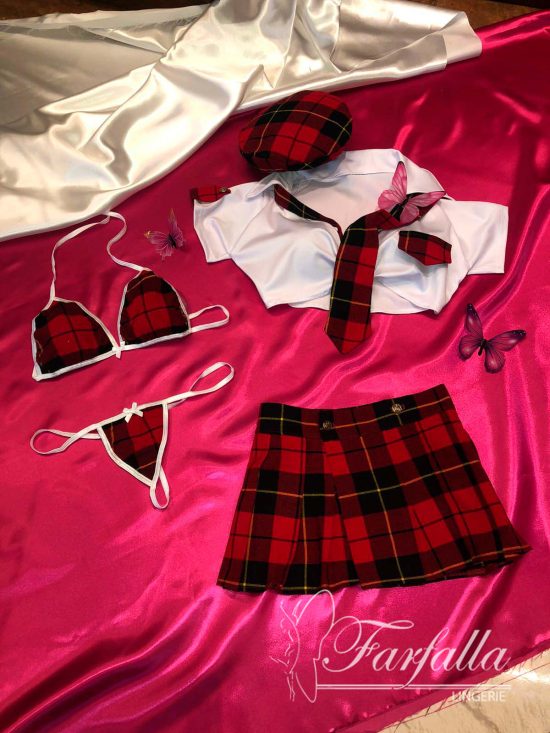 colegiala-envolvente-799-550 Disfraz de Colegiala – Set Completo con Falda, Blusa y Accesorios