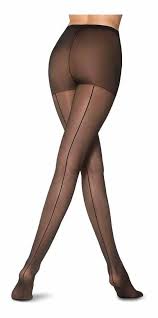 descarga (1) Pantimedias Lisas con Raya Negra – Elegancia y Estilo Definido